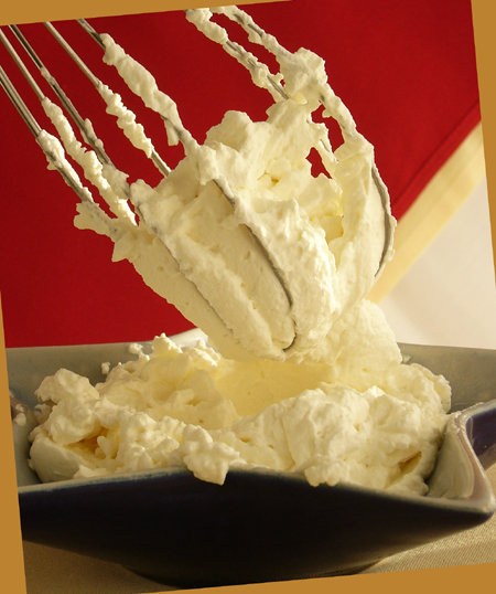 Whipped_cream_b_dutch_010910_web
