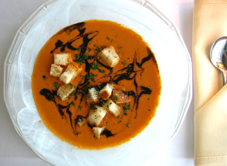 Tomato_goat_cheese_soup_010910_web