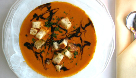 Tomato_goat_cheese_soup