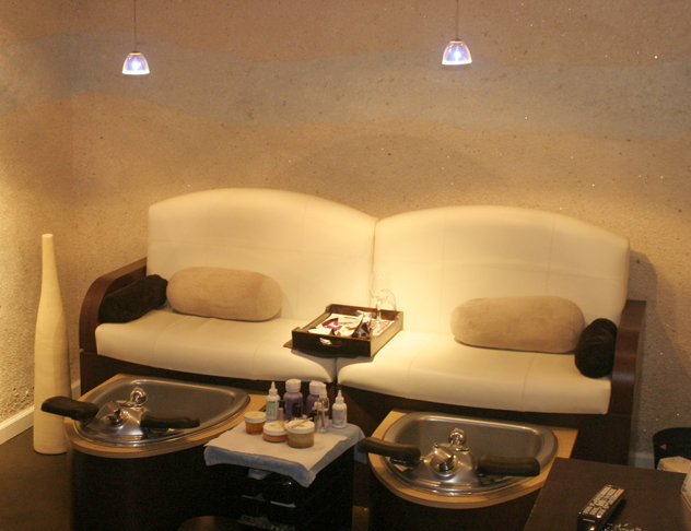Rain.pedicure_room