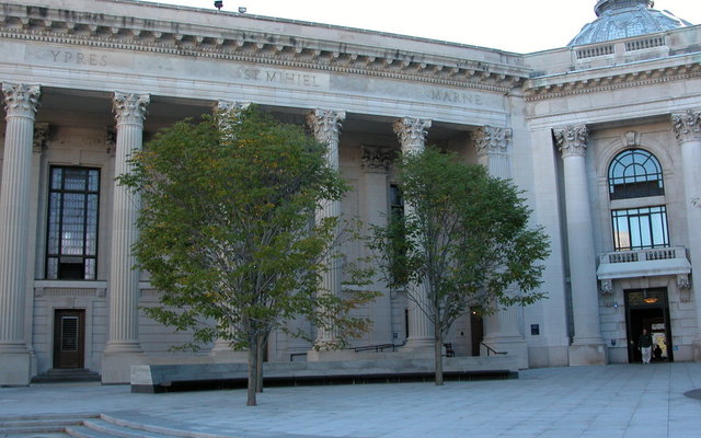 Yale_1