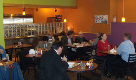 Diners_at_cafe_zuppa