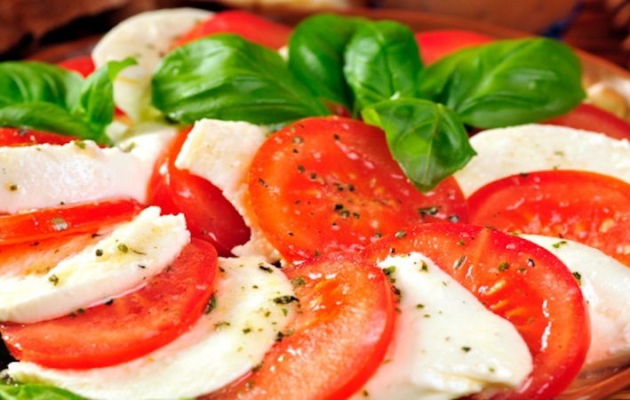 Fresh_mozzarella