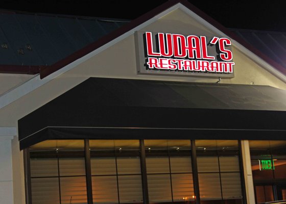 Ludal-outside