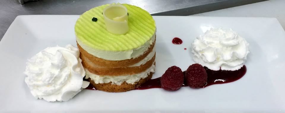 Key_lime_white_chocolate_layered_tart