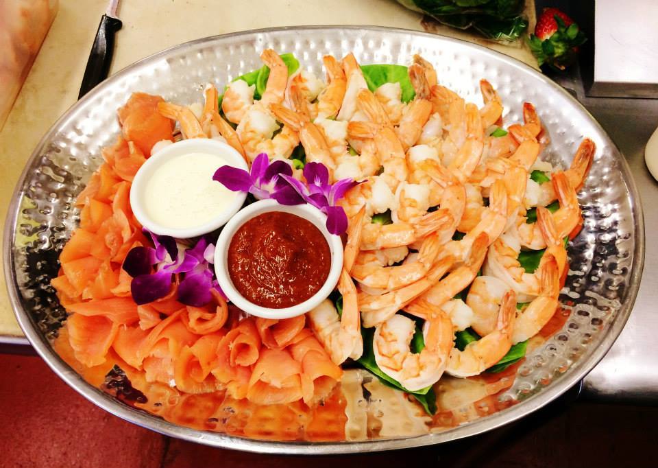 Shrimp_salmon_platter