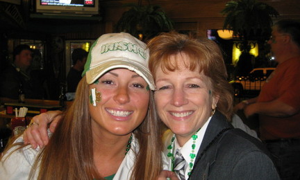 2009_parade_pix___duffy_s_with_the_emerald_society_band_032