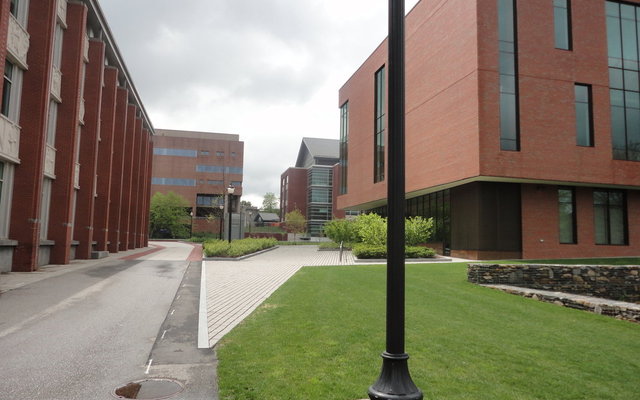 Uconn_west_1
